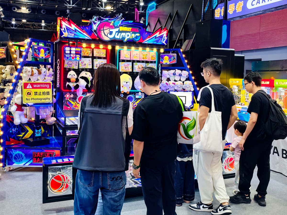 1780281148853672.jpg 篮球蹦蹦跳 大图 1.jpg